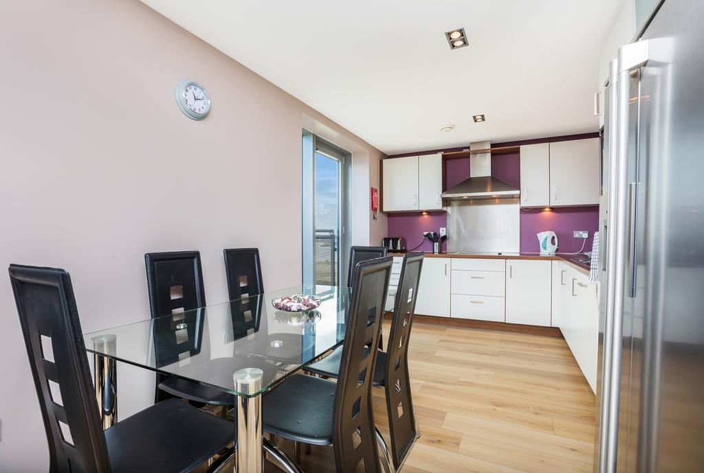 Hot-el-apartments Waterfront 4* Edinburgh