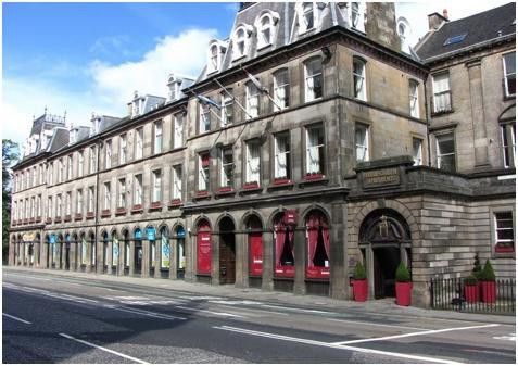 Aparthotel Fountain Court - Royal Garden EDI