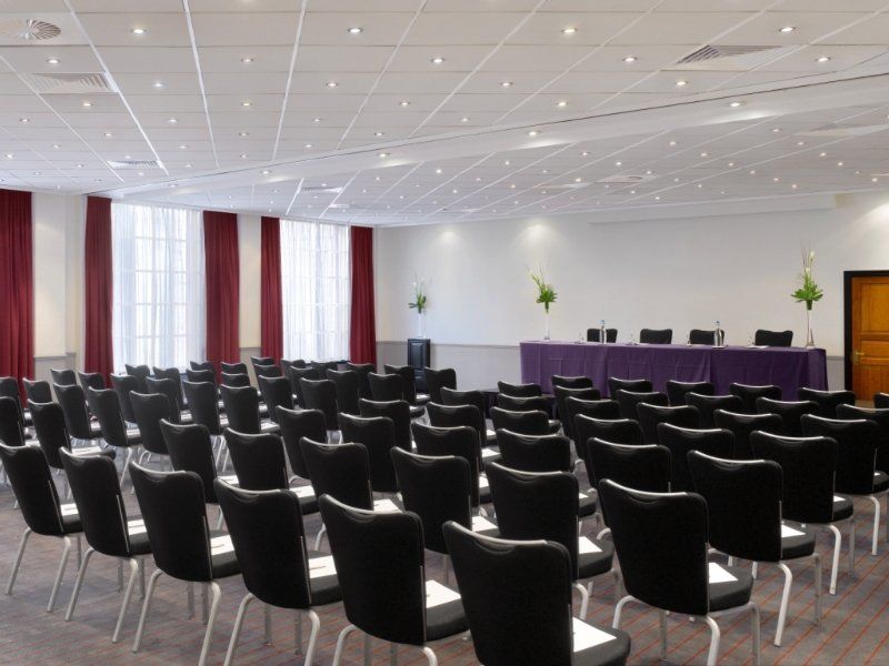 Hotel Radisson Blu Hotel, Centre 4*