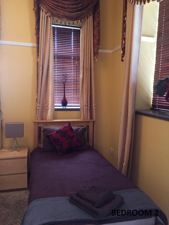Suffolk Park Apartment