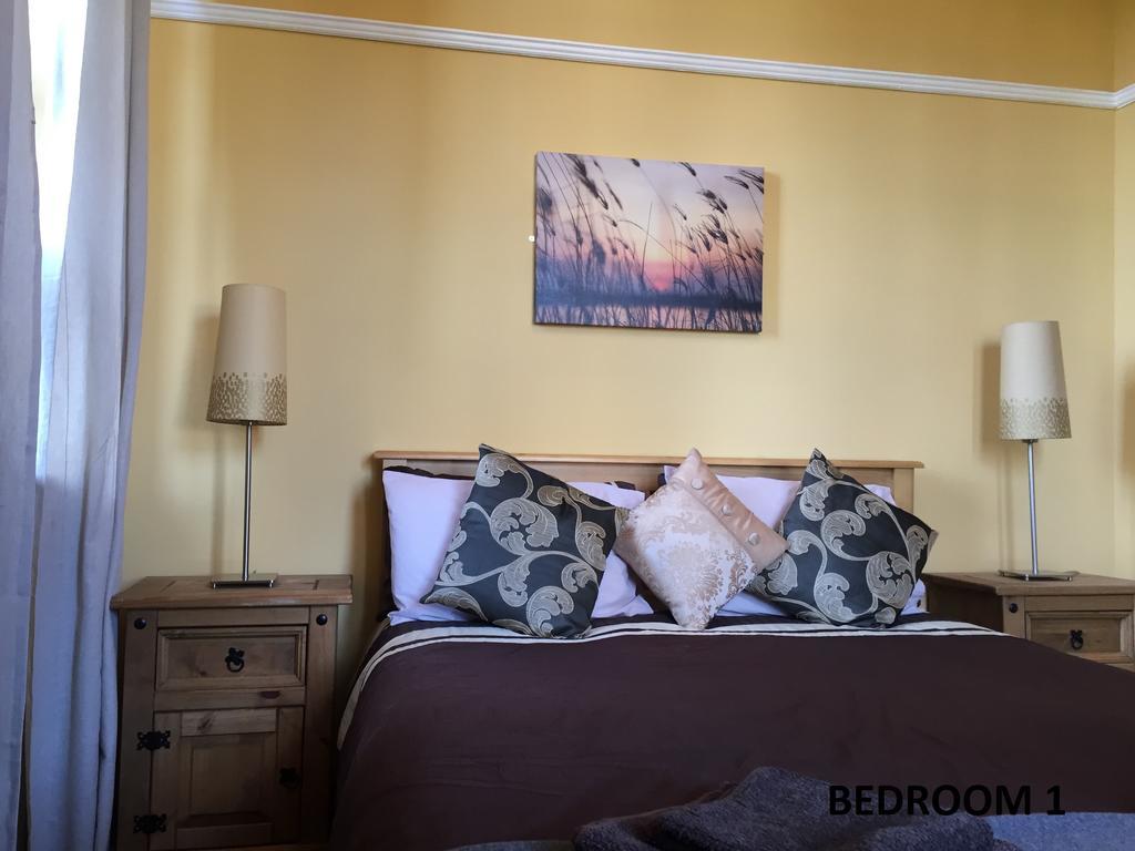 Suffolk Park Apartment