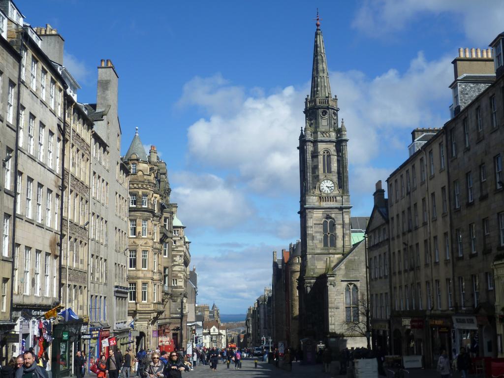Pitt Street Apartment Beautiful Spacious Apartment Free Parking And Free Sanitizer Apartment Edinburgh