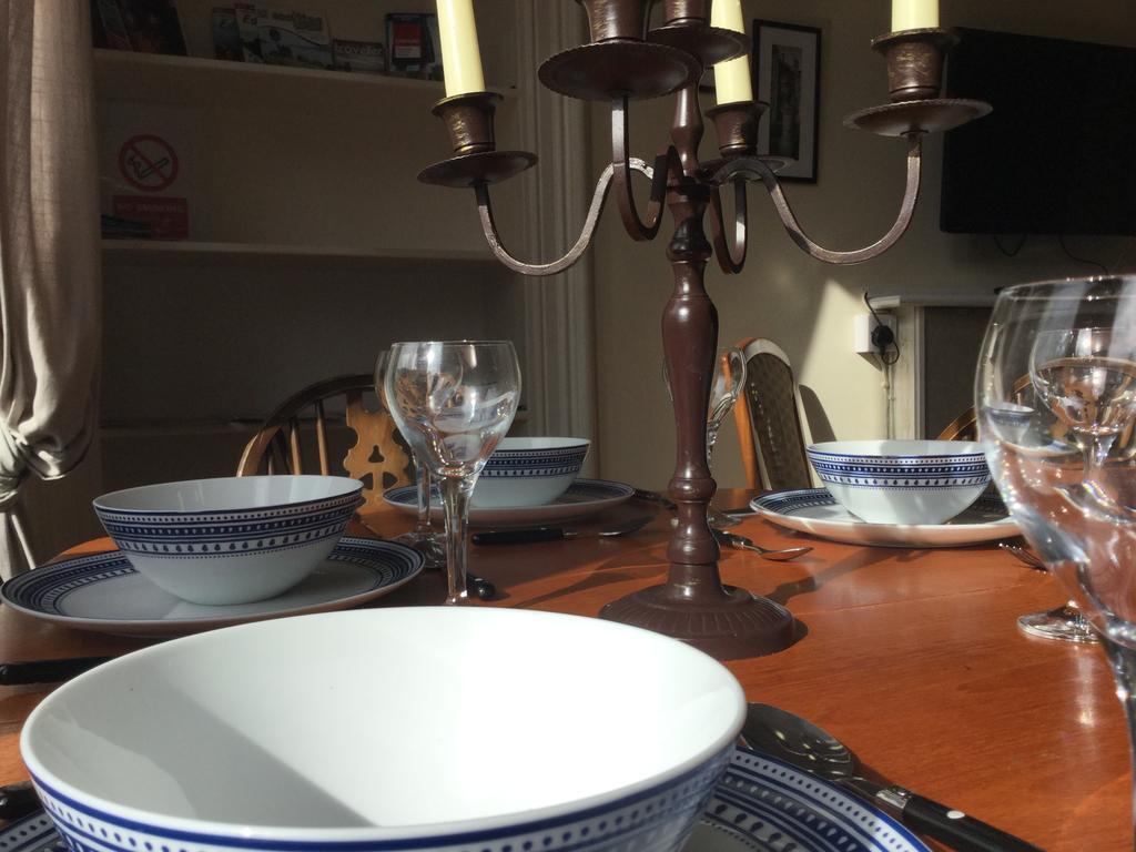 Apartment Pitt Street Apartment Beautiful Spacious Apartment Free Parking And Free Sanitizer Edinburgh