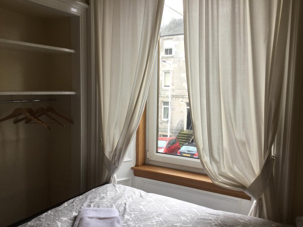 Pitt Street Apartment Beautiful Spacious Apartment Free Parking And Free Sanitizer Apartment