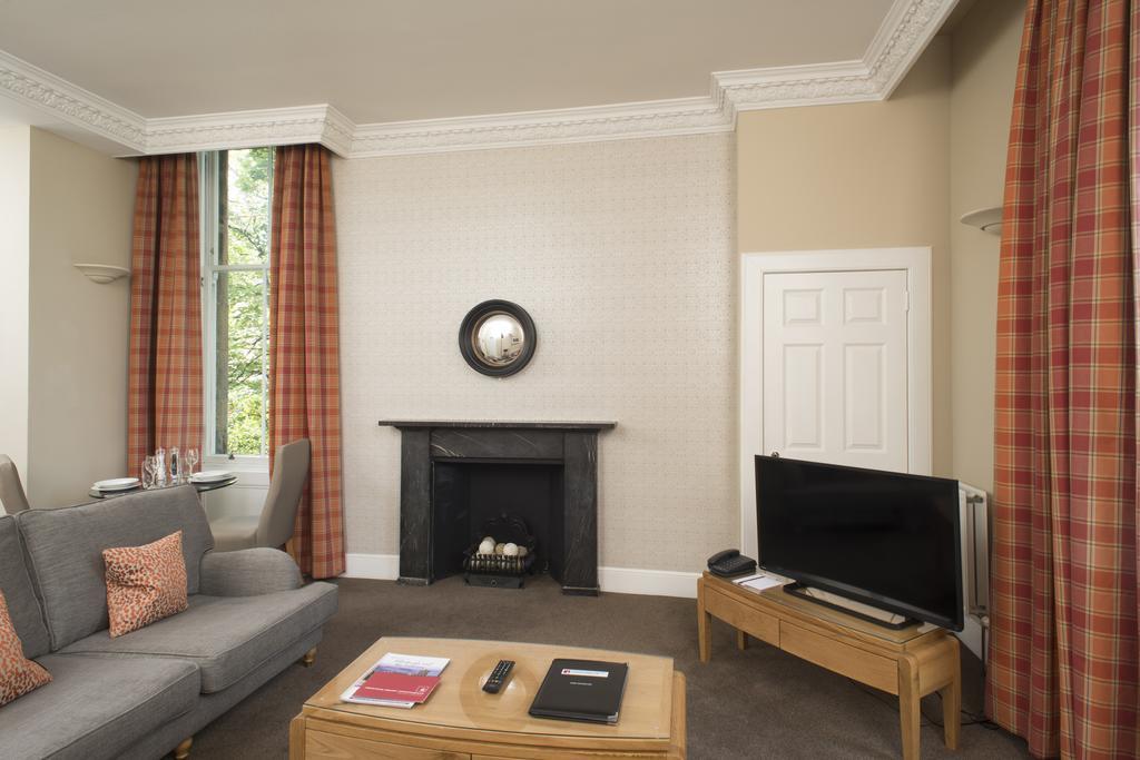 Fountain Court - Royal Garden 4*