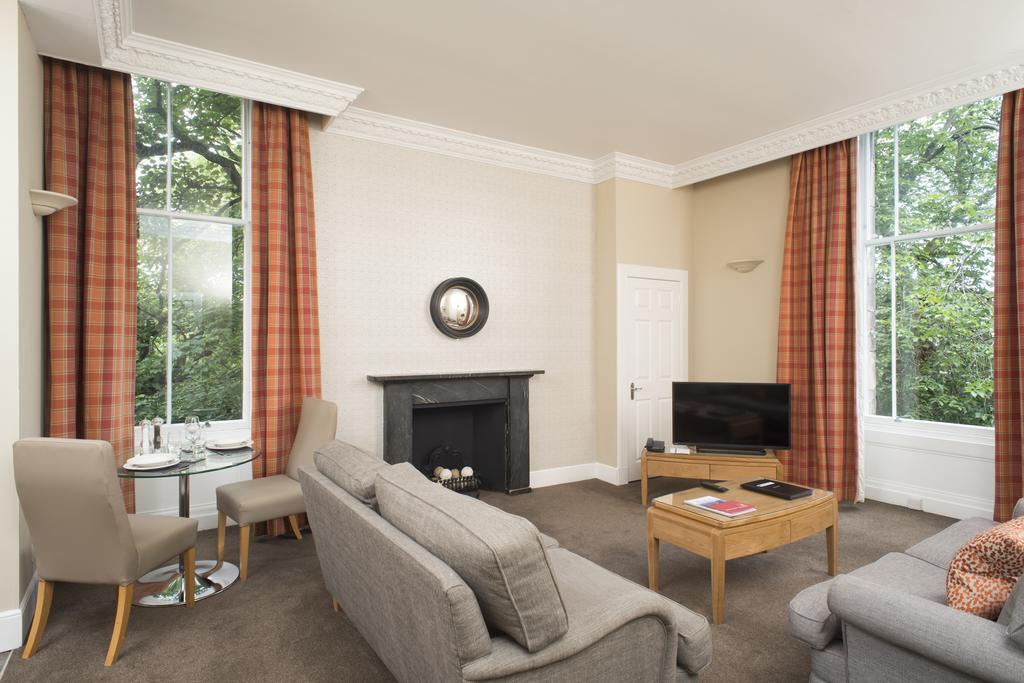 Fountain Court - Royal Garden Aparthotel 4*
