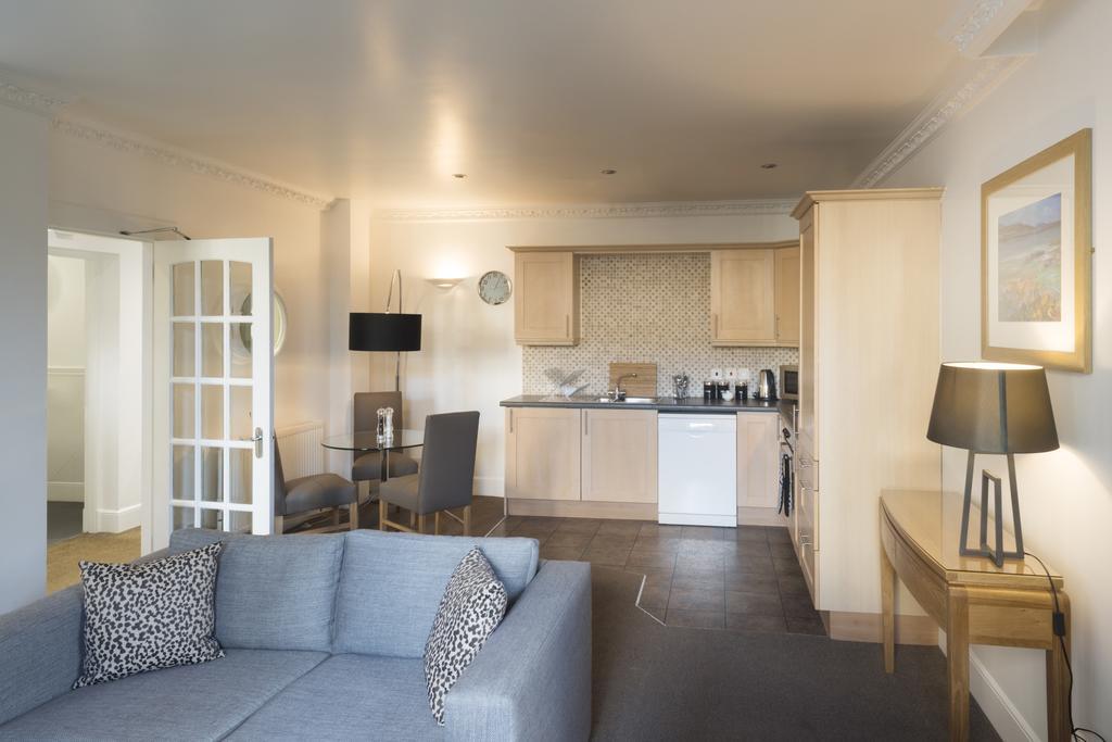 Fountain Court - Royal Garden Aparthotel