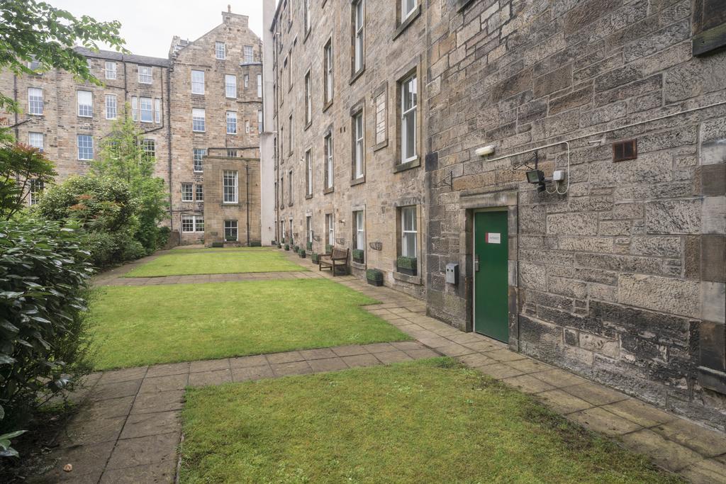 Fountain Court - Royal Garden Aparthotel