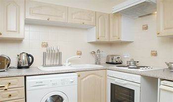 Edinburgh Aparthotel Aparthotel 4*