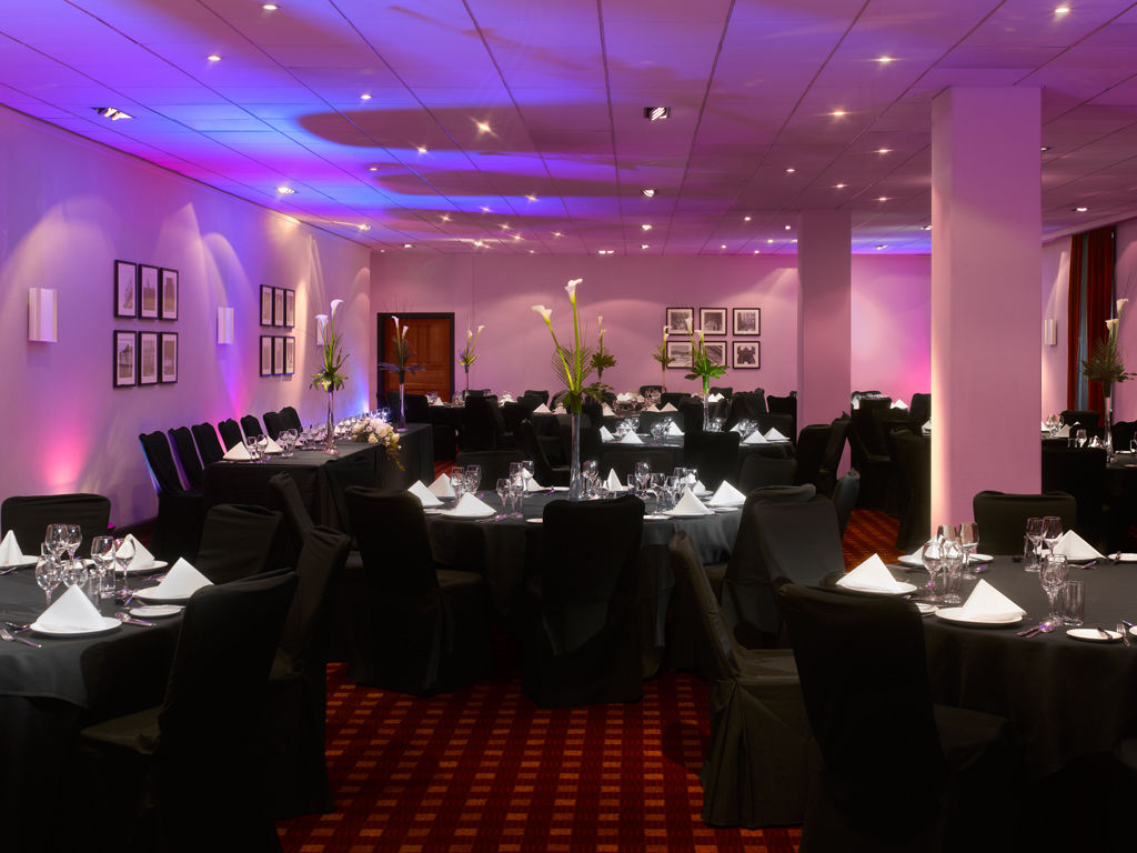 Radisson Blu Hotel, Centre