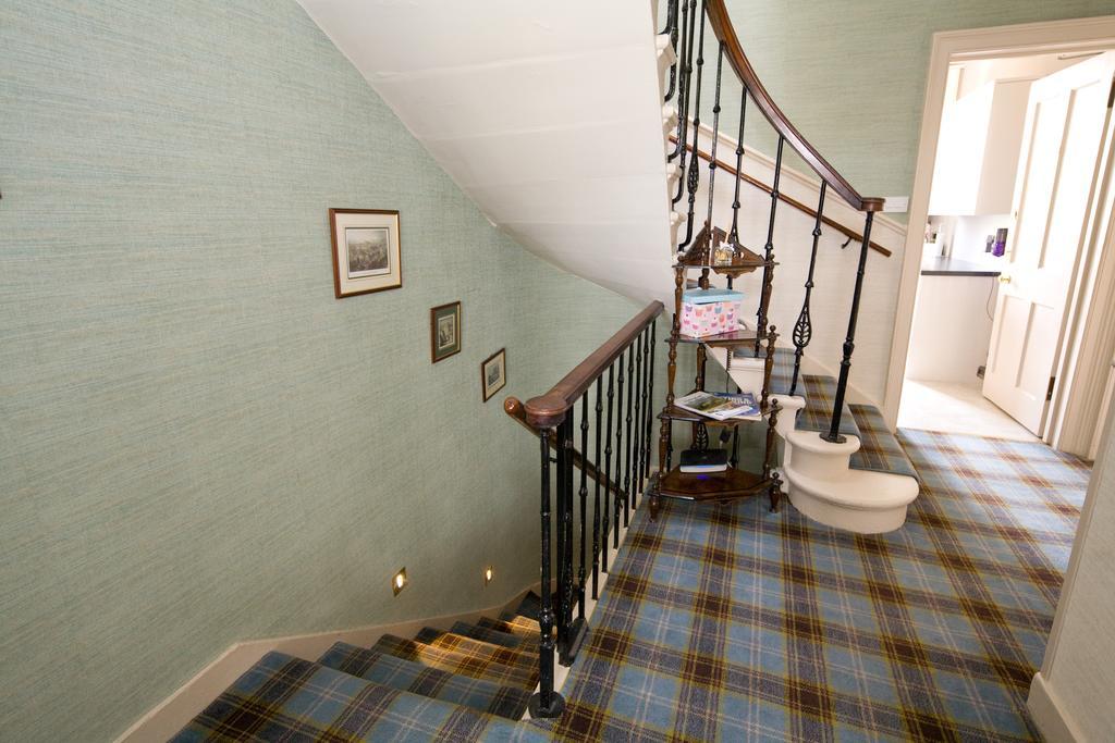Sherwood Guest house 4*