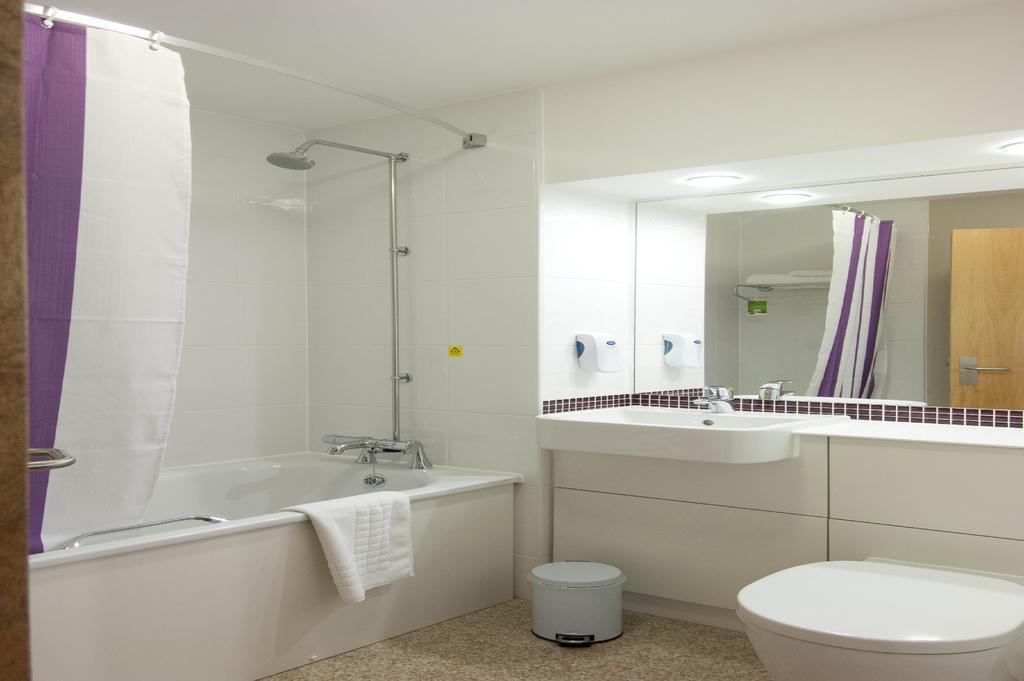 Hotel Premier EDI
