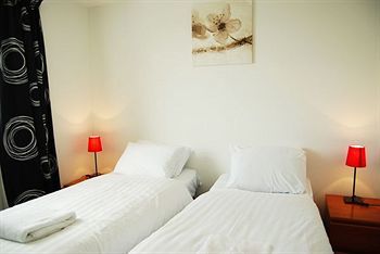 Hot-el-apartments Waterfront 4* Edinburgh