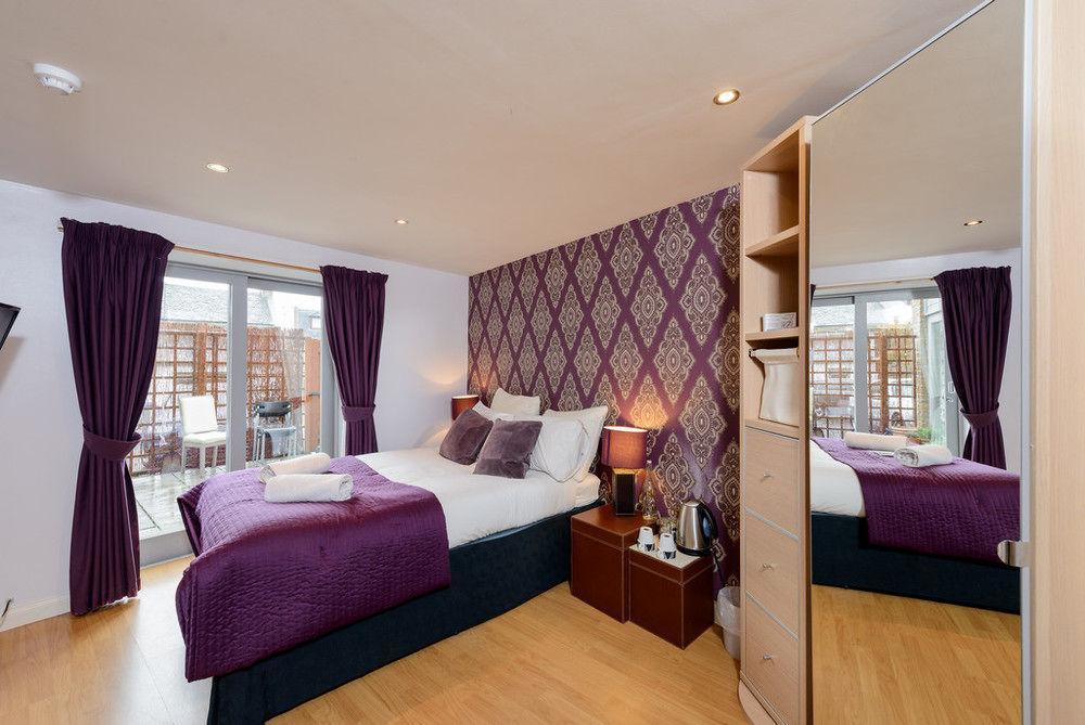 Martins Guest House 3*