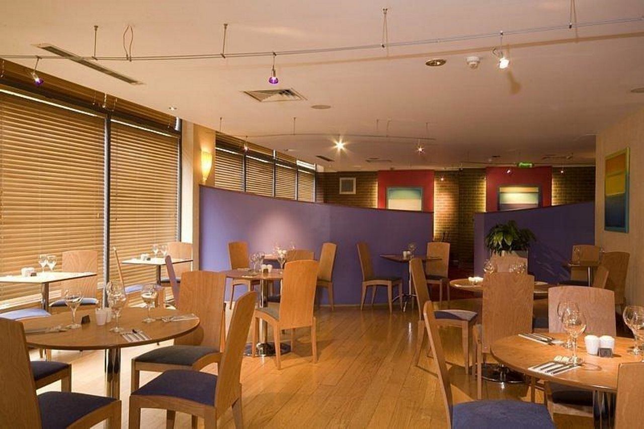 Hotel Premier EDI