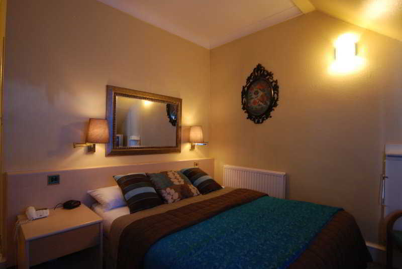 Thistle Hotel