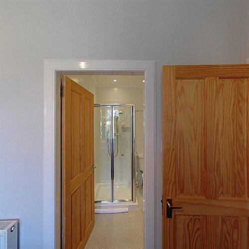 Bield Hotel 3*