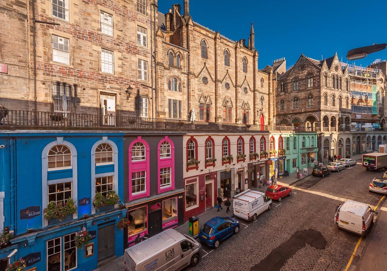 West Bow Just Off Royal Mile *