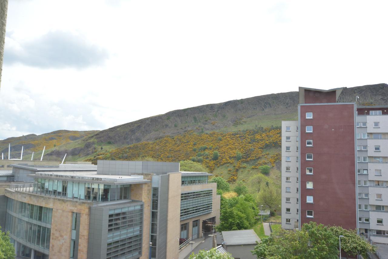 Holyrood Park - Carparking Included! Appartement *