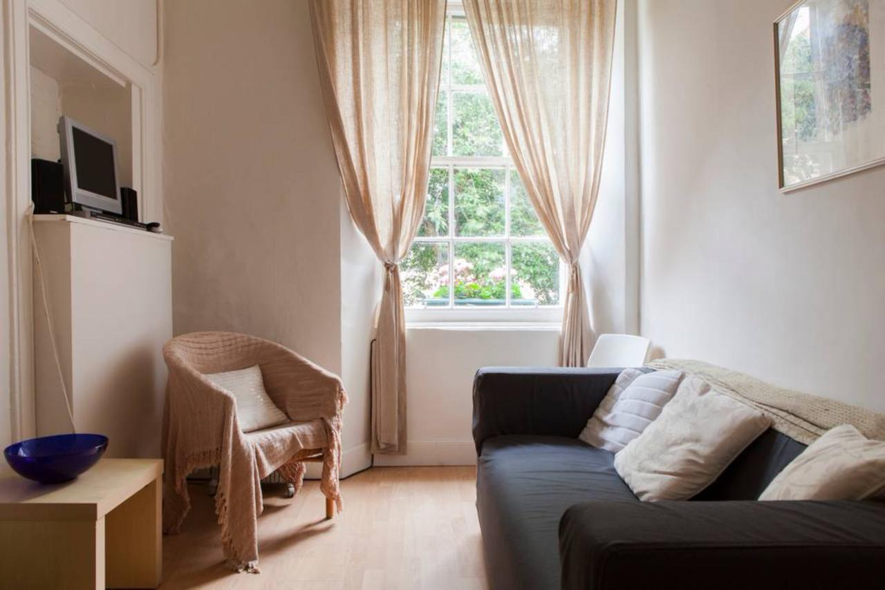 1 Bedroom On Charming St Stephen Street * EDI
