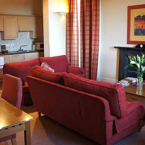Fountain Court - Royal Garden Aparthotel