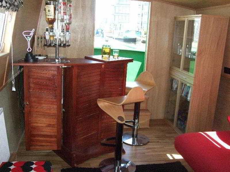 Botel Edinburgh - Houseboats Edinburgh