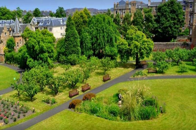 Gillis Centre 3* Edinburgh