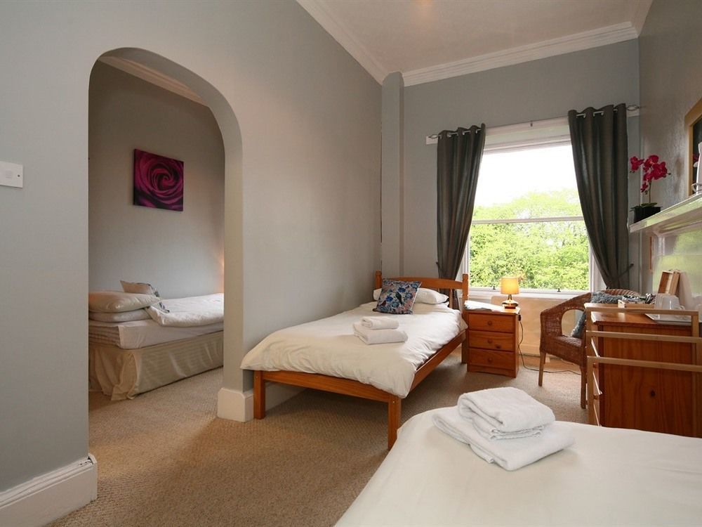Halcyon House 3* EDI