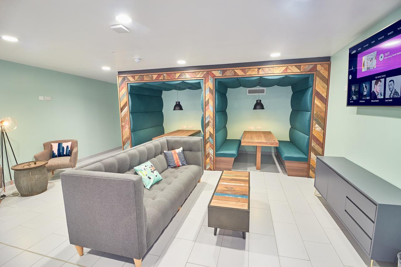 Destiny Student - Meadow Court Appartement *