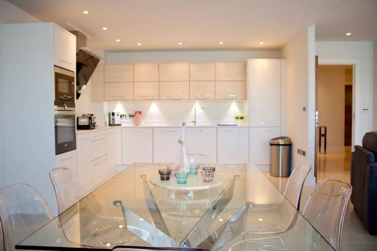 Appartement Luxurious - Sleeps 6 *