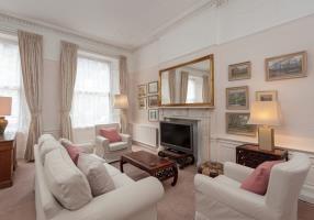 The Hart Street No.2 Hotel *