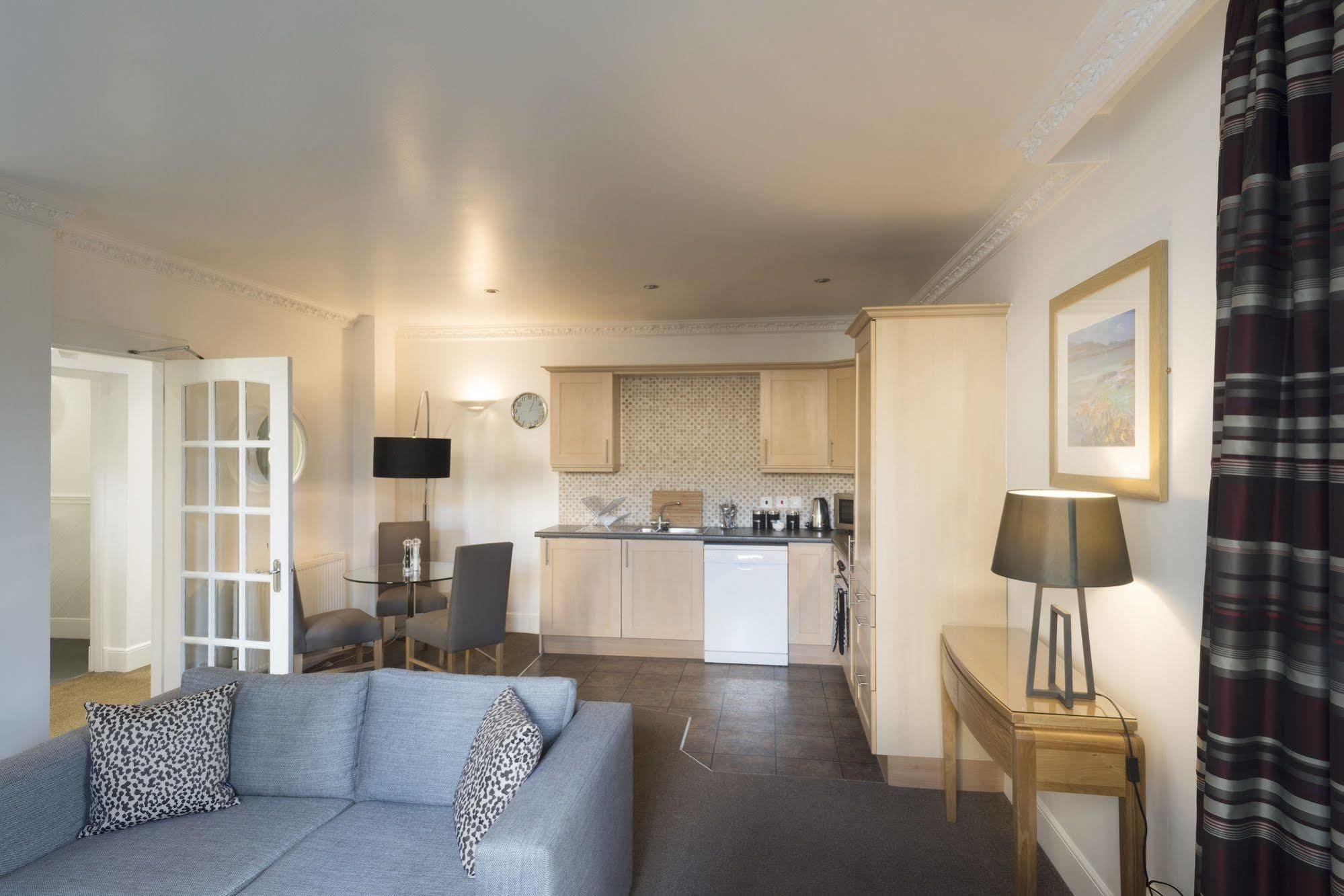 Aparthotel Fountain Court - Royal Garden