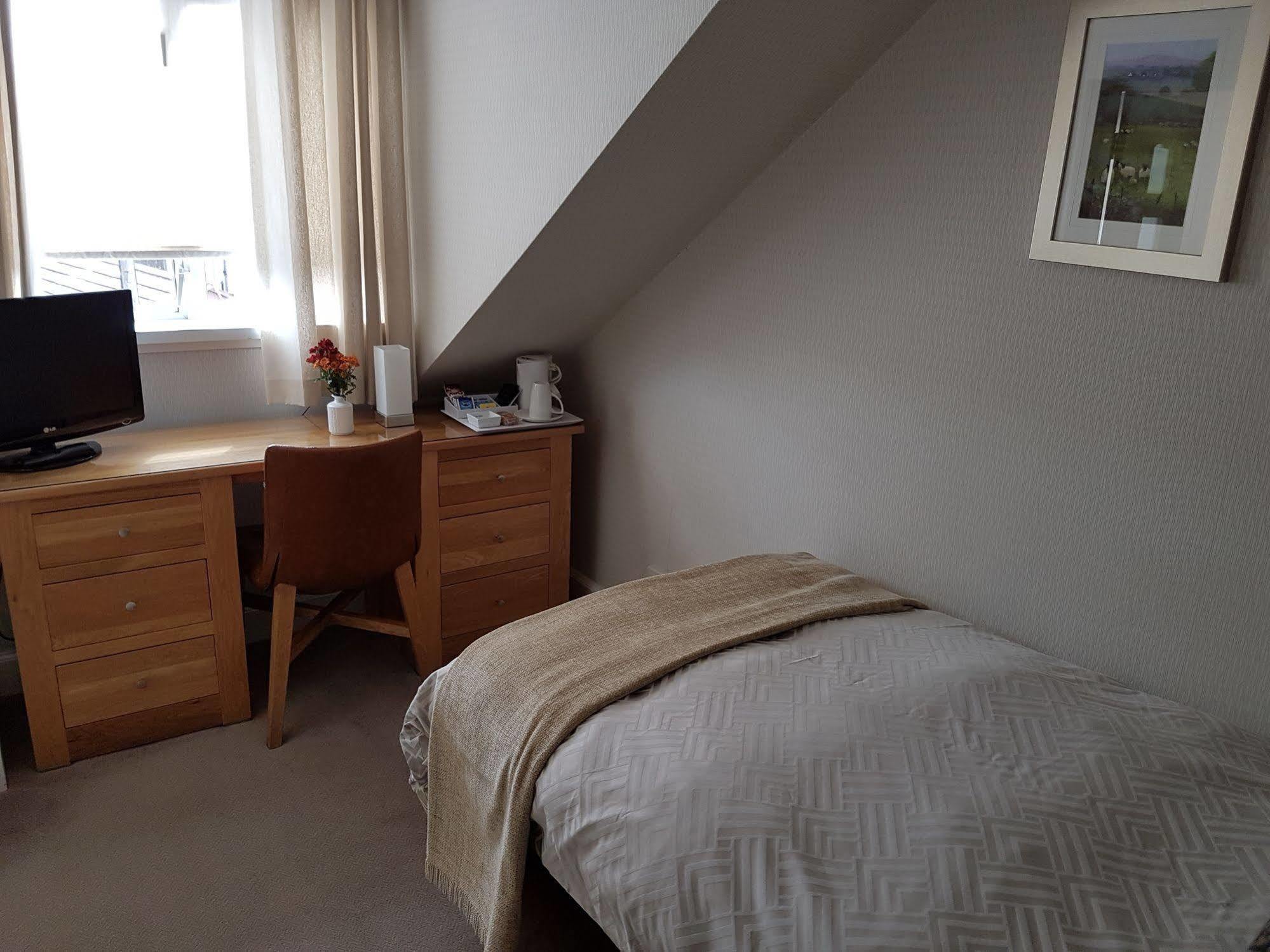 Kew House Guest house 5*