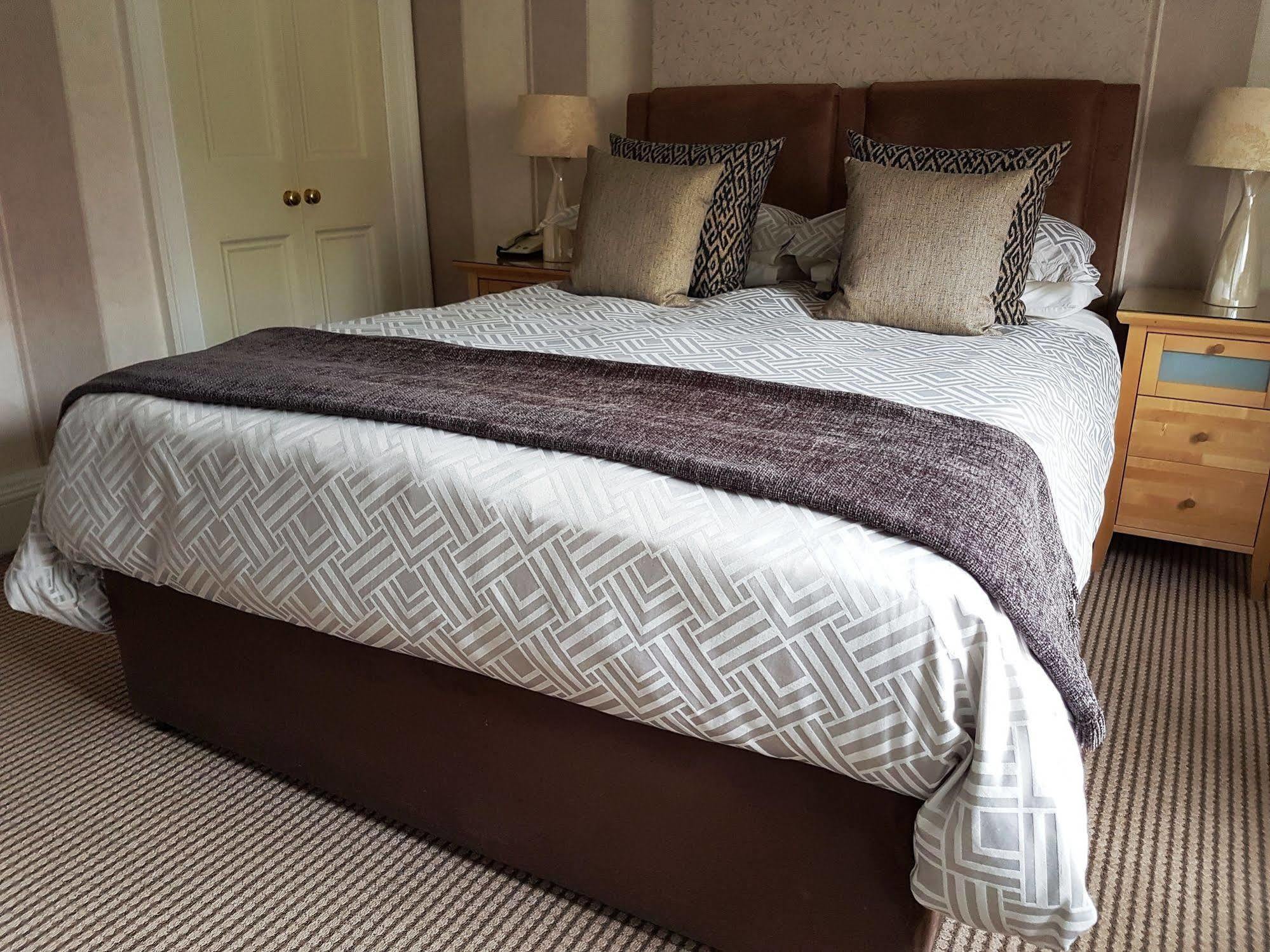 Kew House Guest house