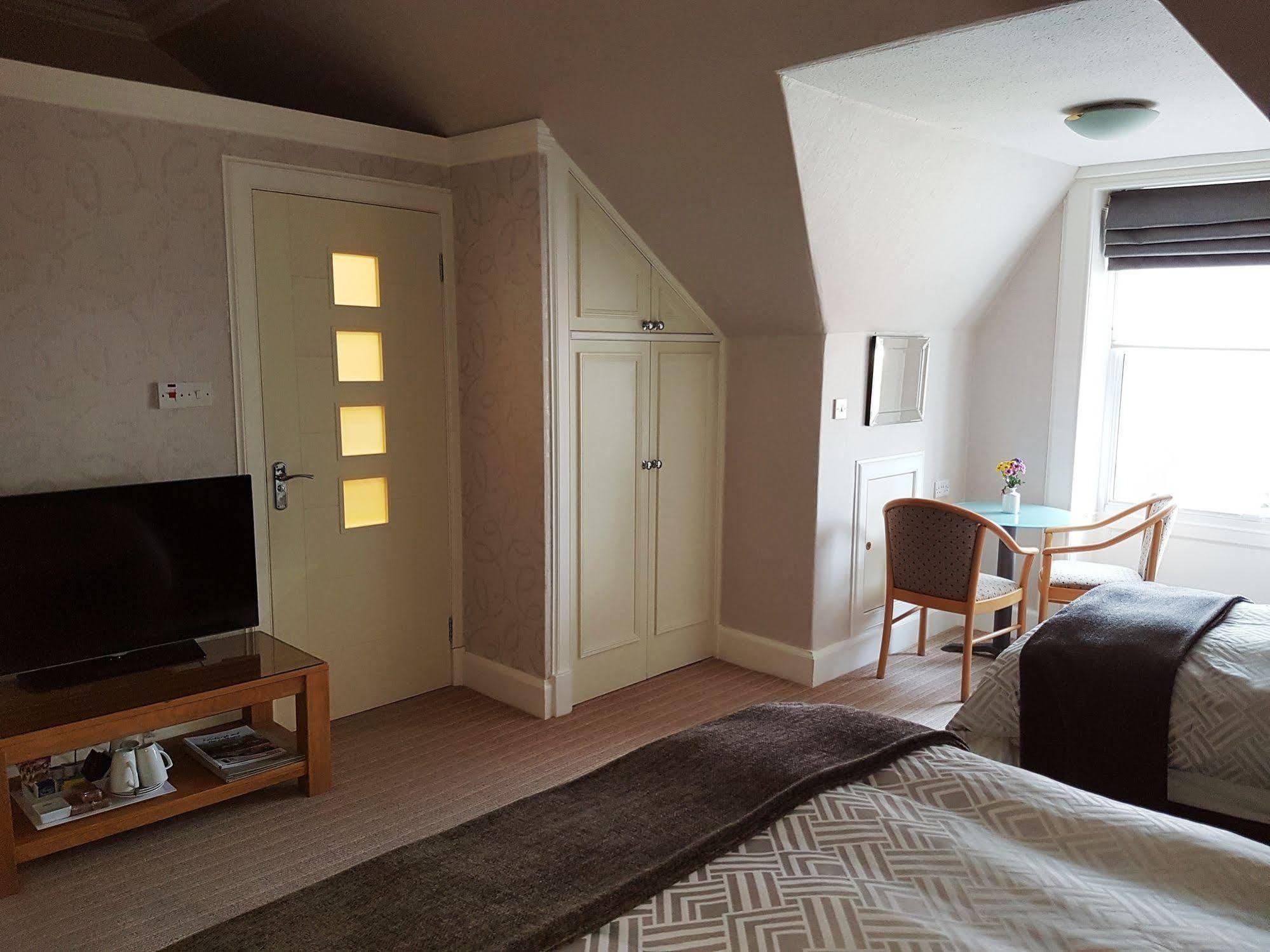 Kew House 5* Edinburgh