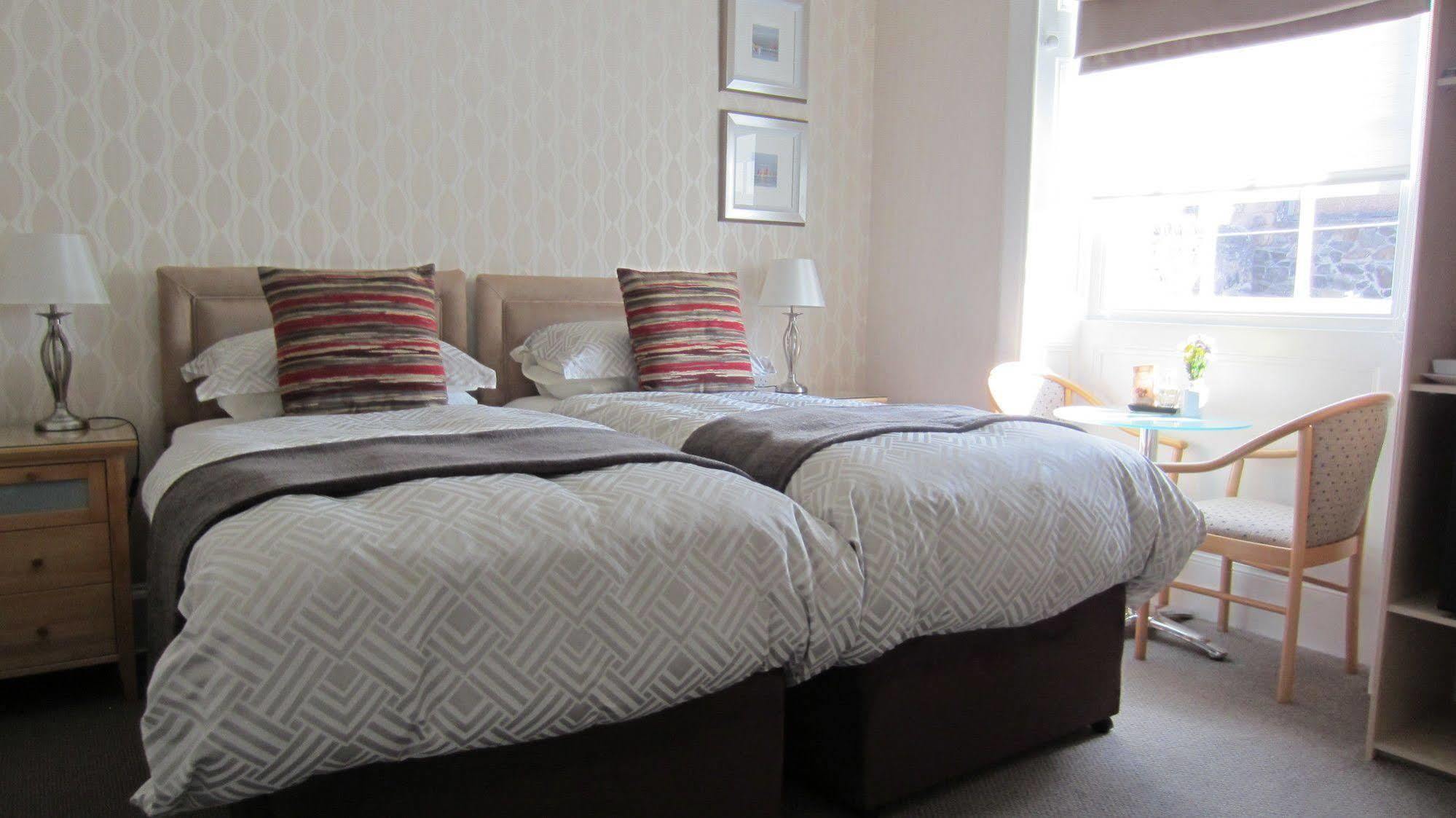 Guest house Kew House 5*