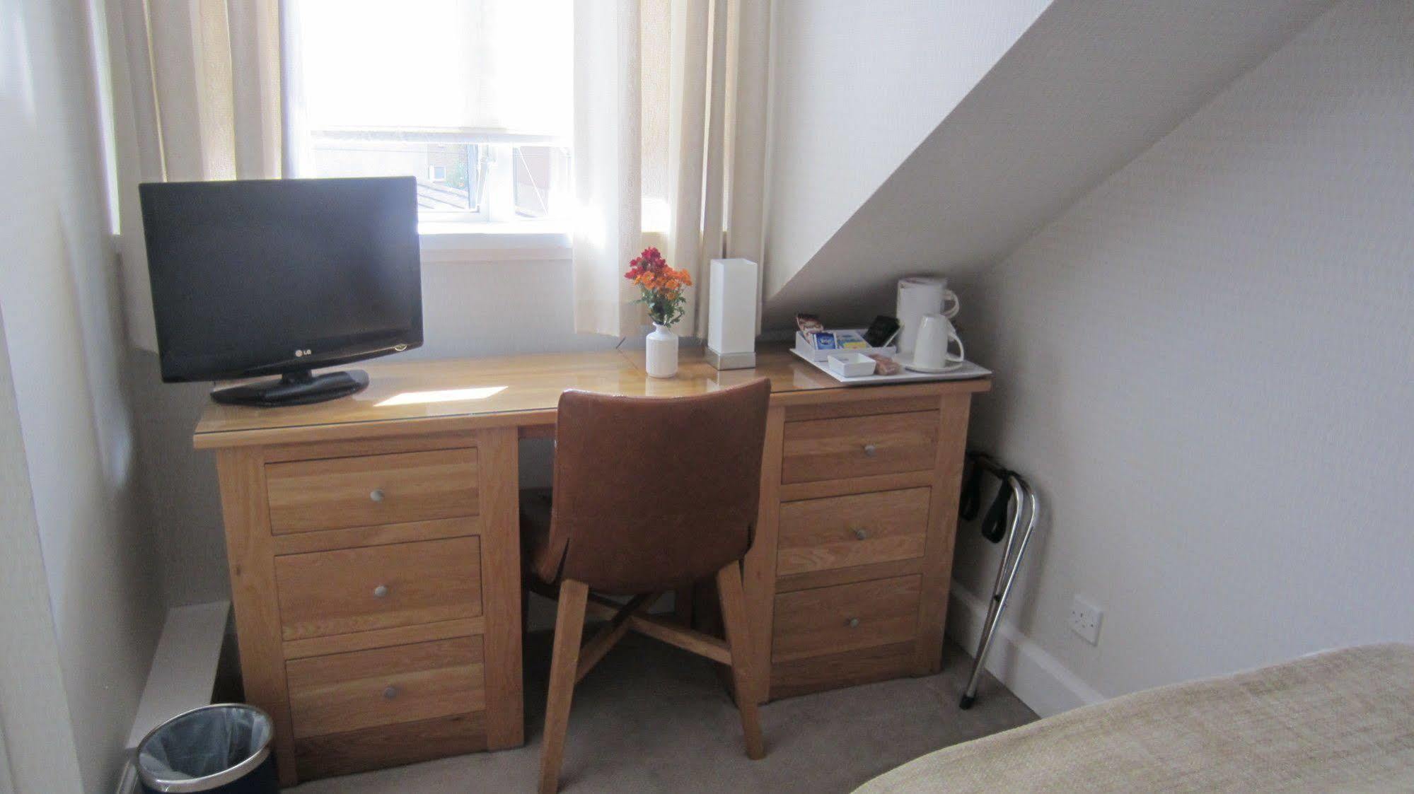 Kew House 5* Edinburgh