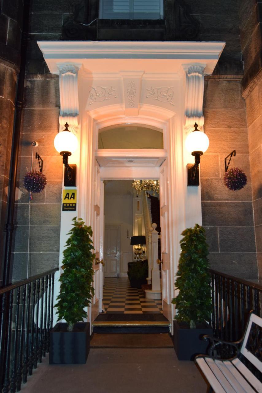 Edinburgh37 4*