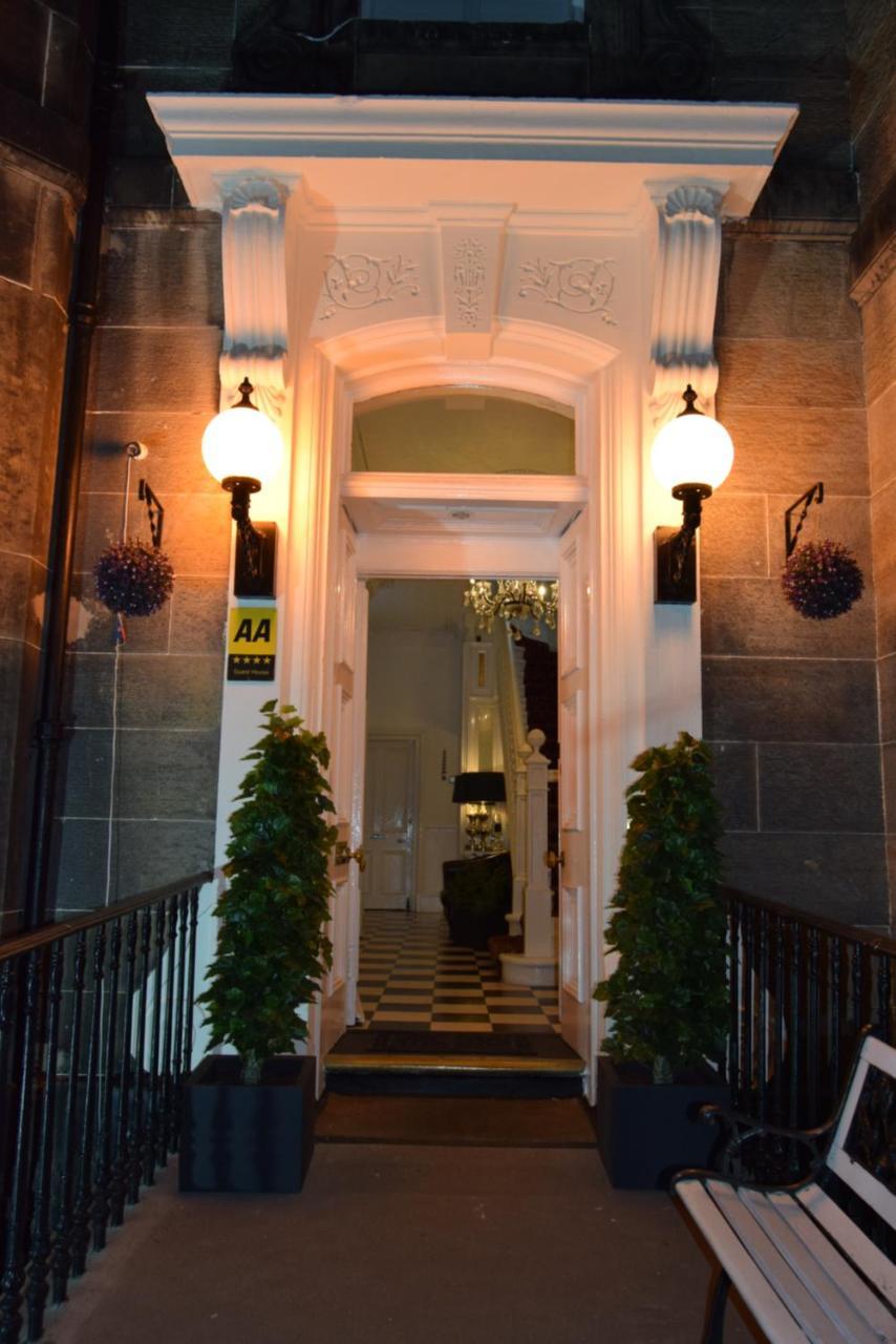 Edinburgh37 4*