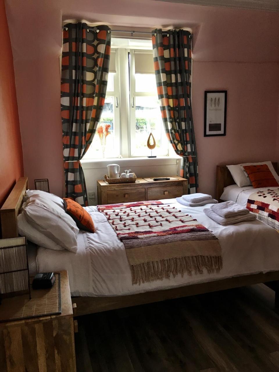 Bed & Breakfast Dalmore EDI