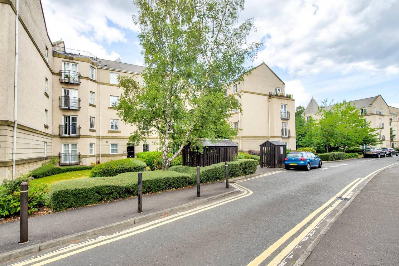 Altido Stunning And Modern 3bedroom Mews House With Parking Ferienhaus