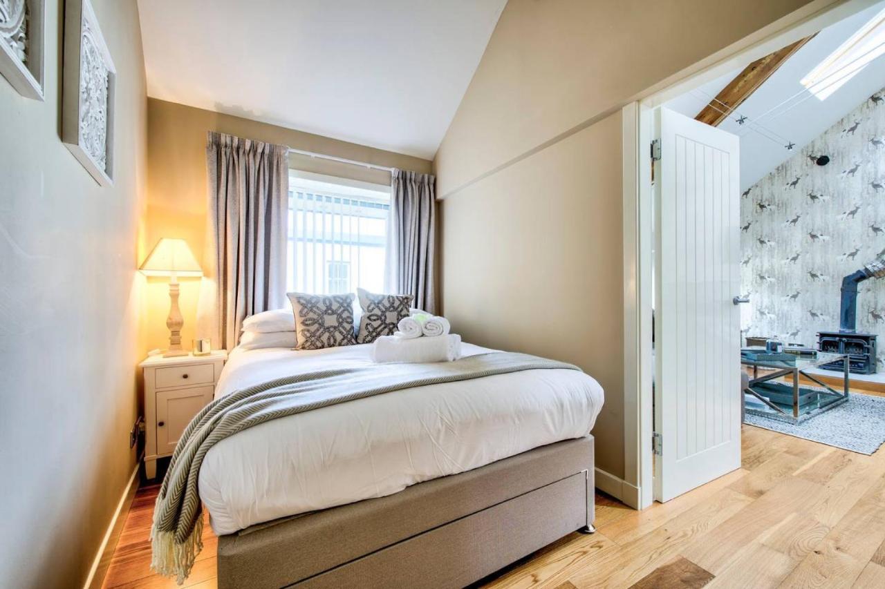 Altido Stunning And Modern 3bedroom Mews House With Parking * EDI