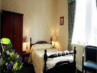 Allison House 17 Guest house