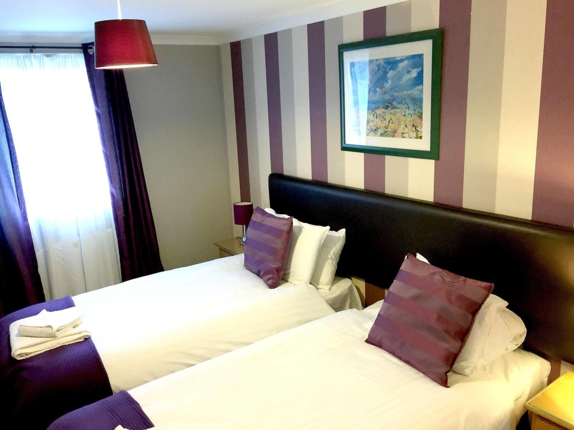 Edinburgh Aparthotel Aparthotel 4*