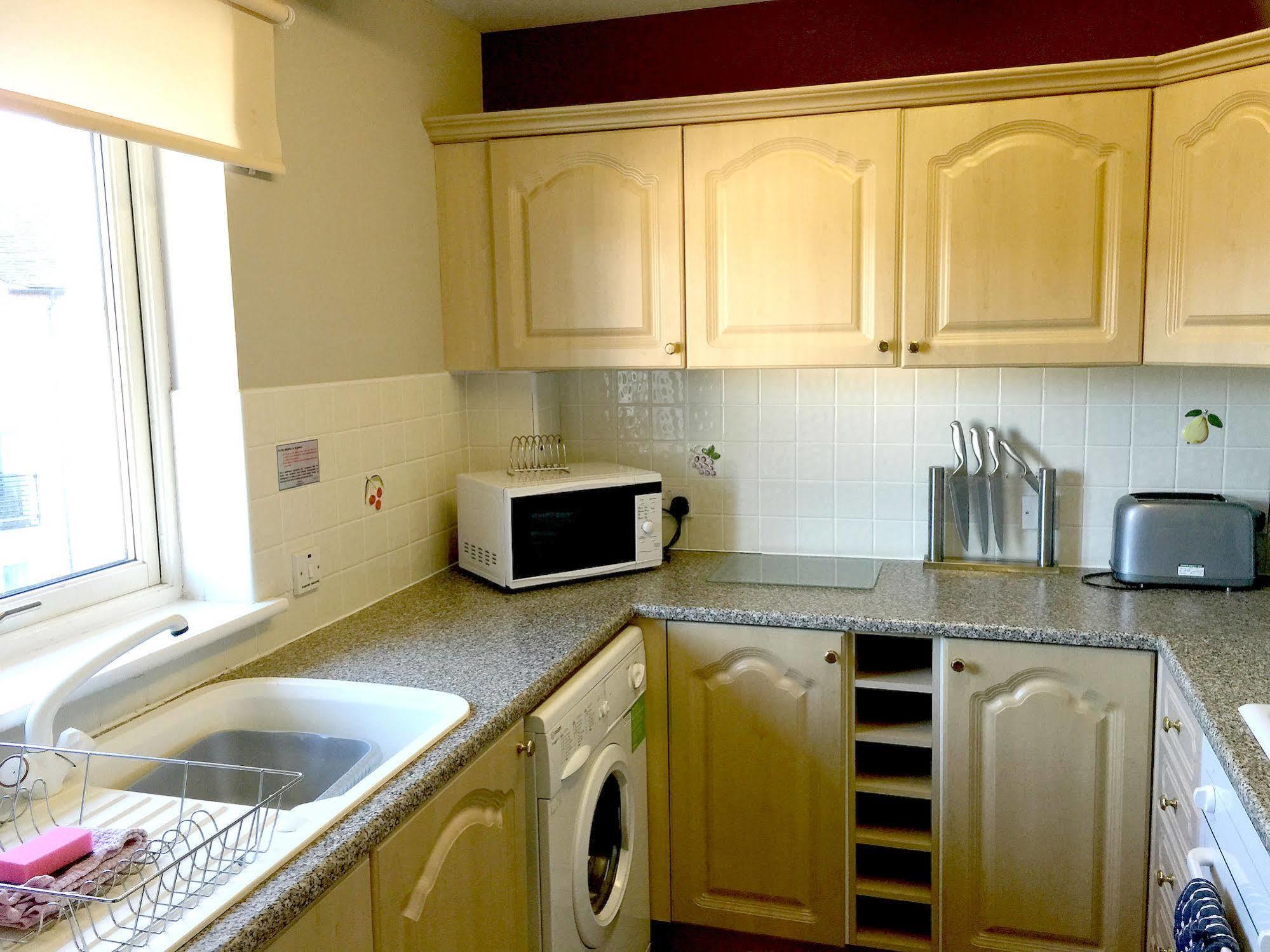Edinburgh Aparthotel 4*