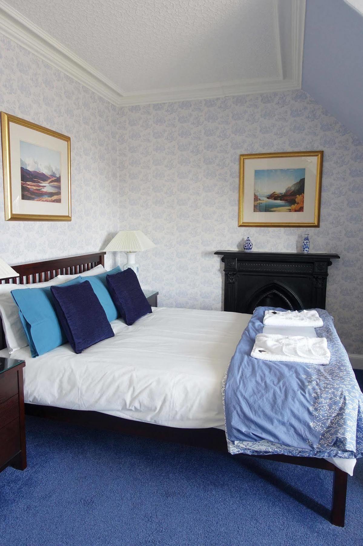 Gladstone House Gasthuis 4*