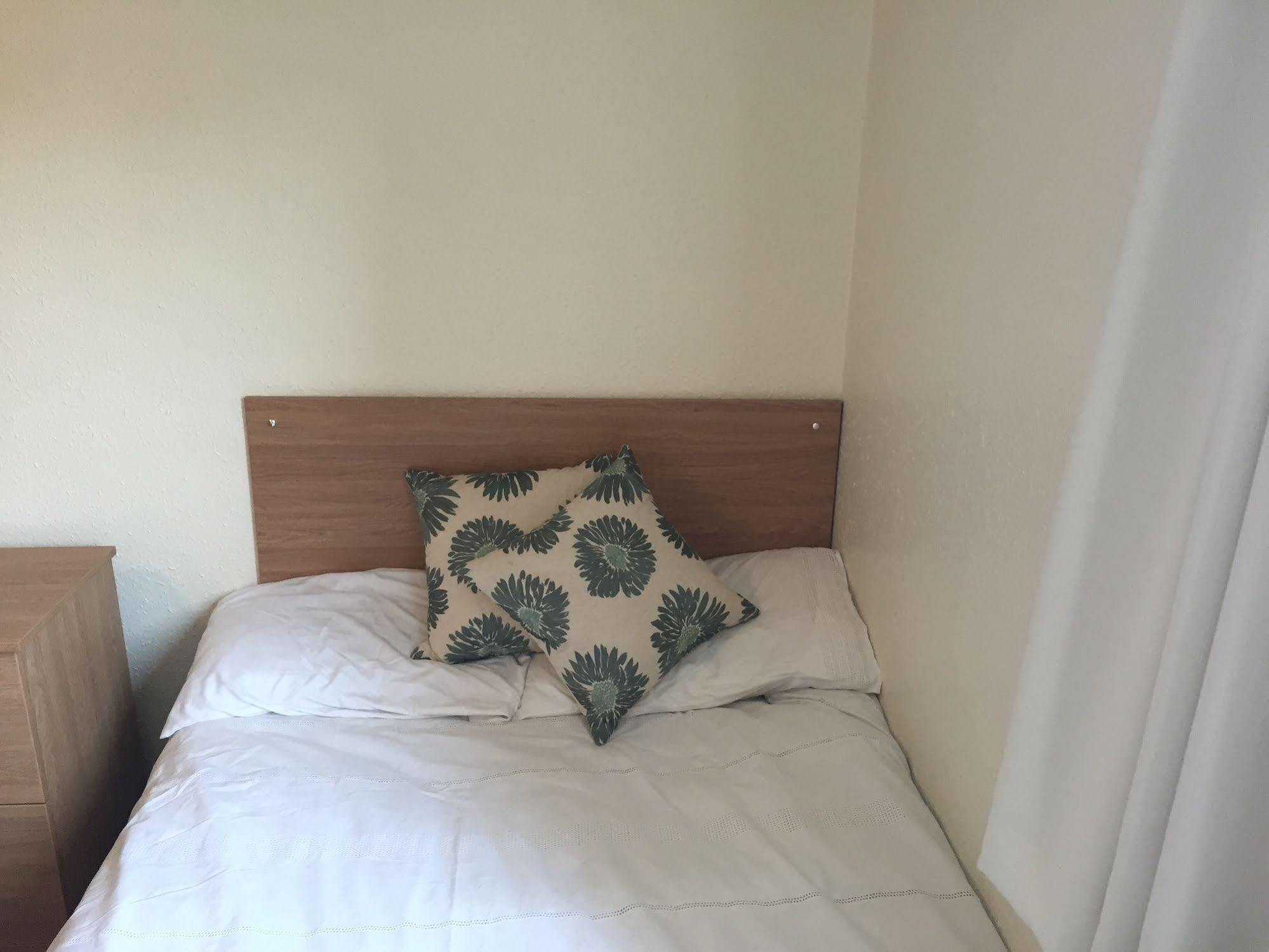 Destiny Student - Meadow Court *