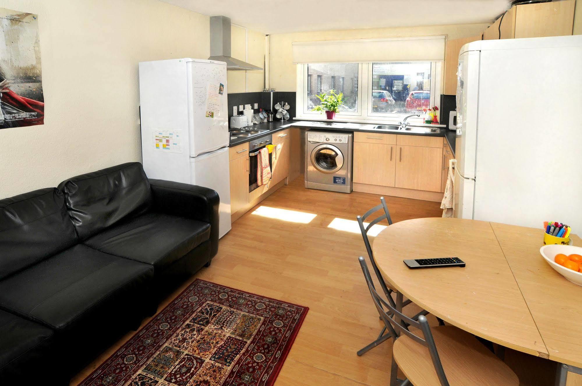 Destiny Student - Meadow Court Appartement
