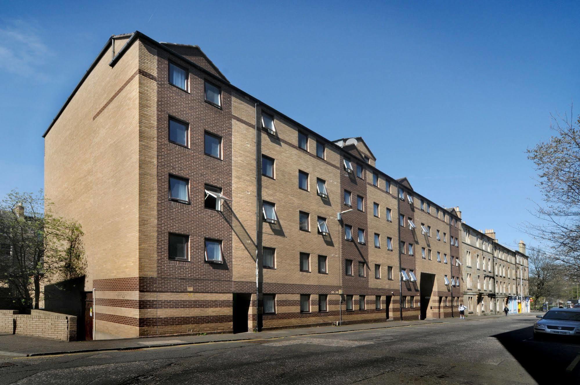 Destiny Student - Meadow Court * Édimbourg
