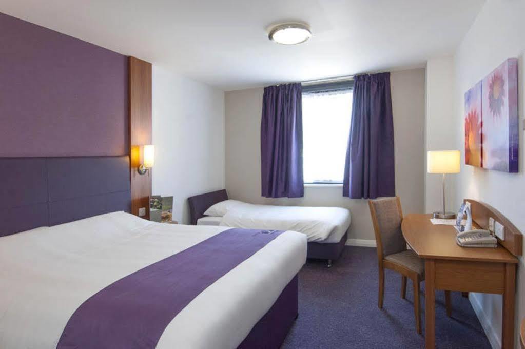 Premier Hotel